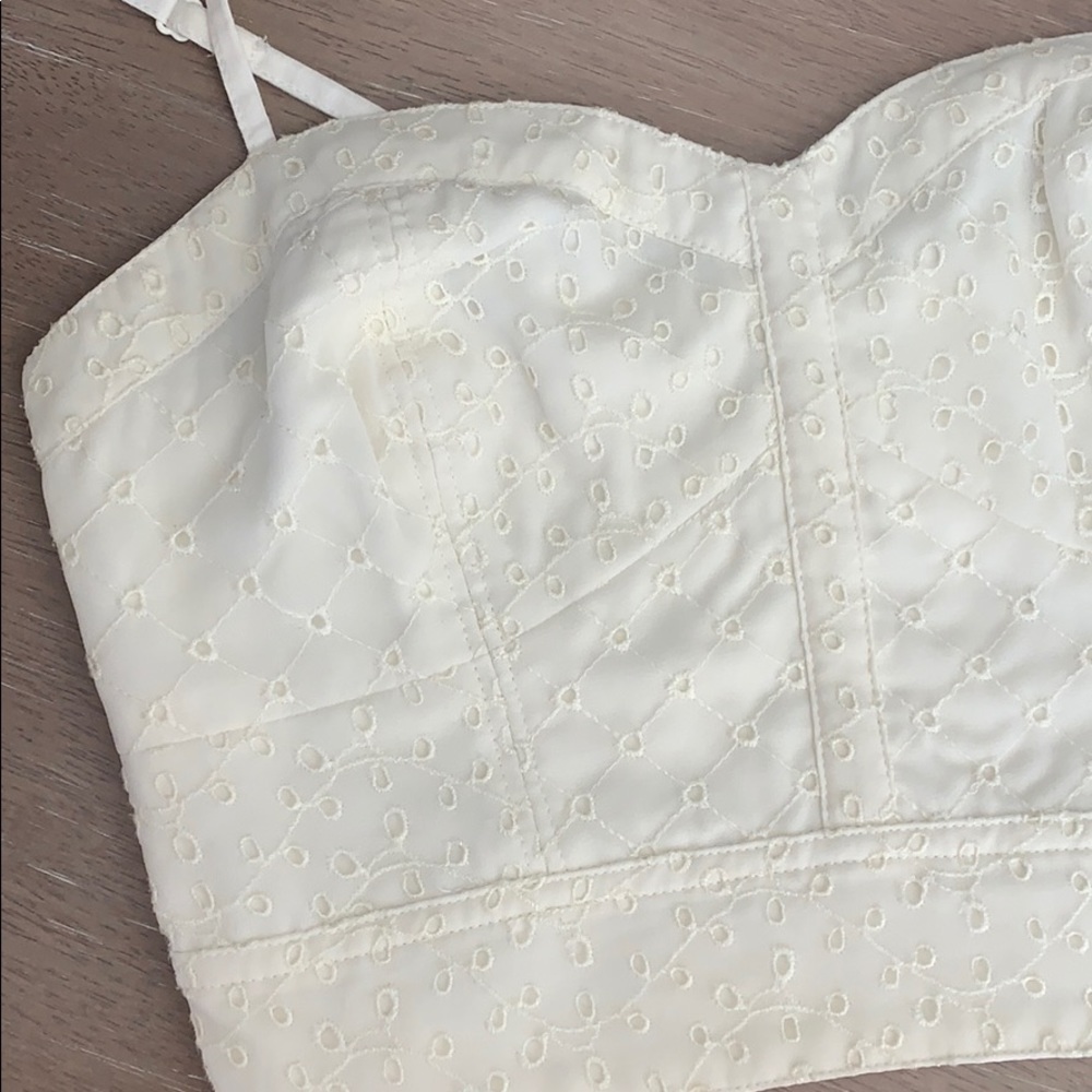 NWOT NEVER WORN AEO crop top!!! - Picture 5 of 5